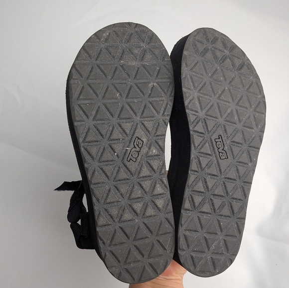 TEVA Platform Straps Sandals Size 7 Black Color All Straps Are Adjustable - Picture 8 of 8
